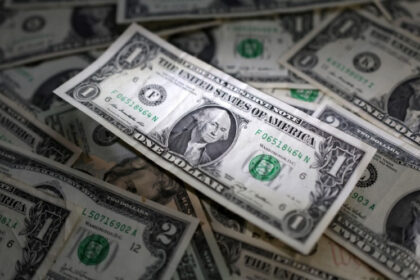 Dollar drifts as ebbing US inflation sets the stage for rate cuts