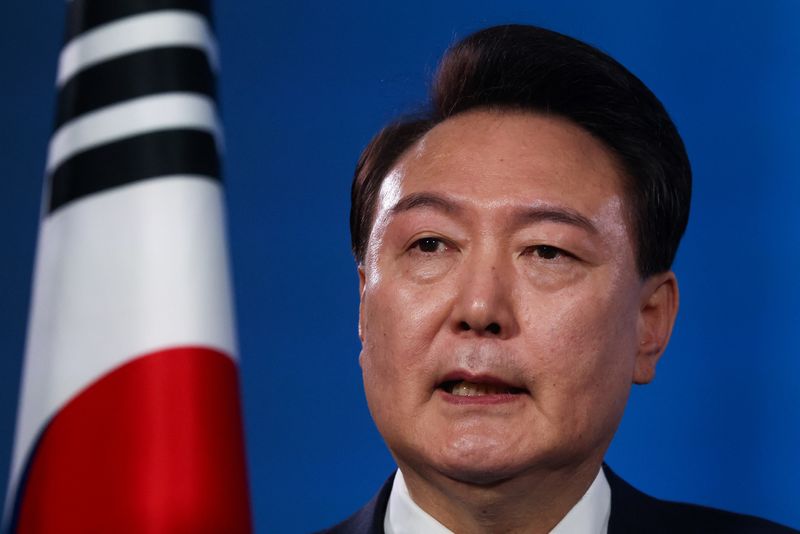 South Korea's Yoon says to 'manage' policy loan rates if housing market heats up