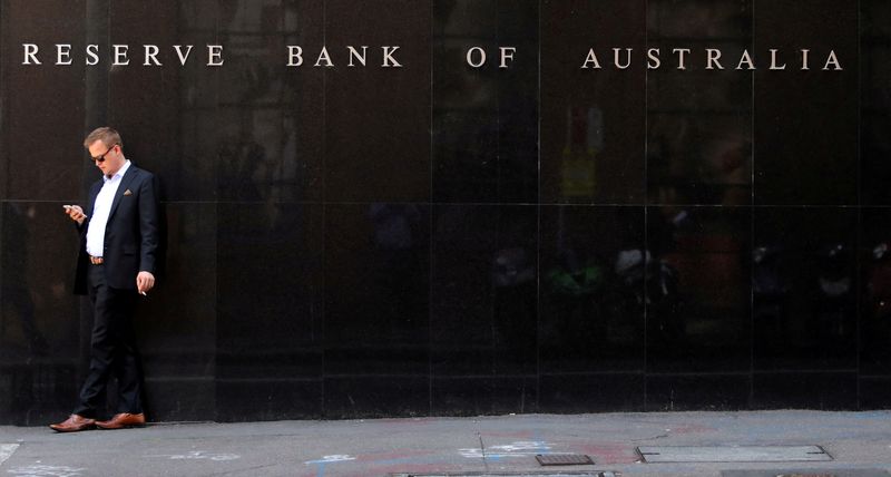 Australia's tight labour market set to ease, central bank says