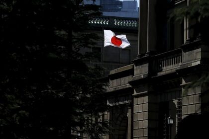 BOJ holds interest rates, flags steady growth in inflation