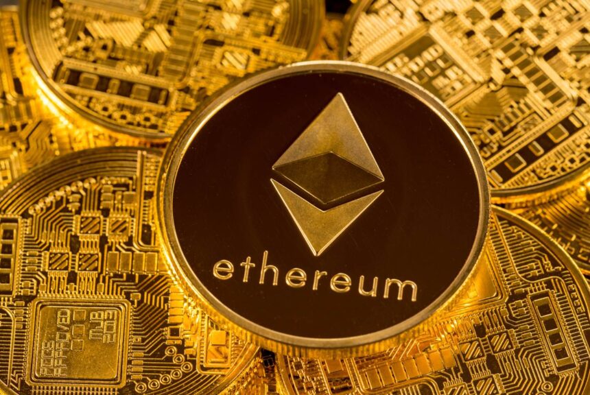 Ether Outperforms Bitcoin as Token 2049 Concludes, Overall Crypto Market Stays Flat