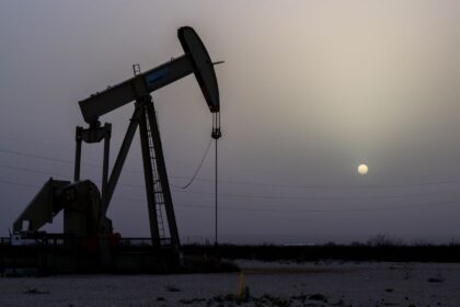 Oil prices steady as China boost fades; US inventories seen shrinking