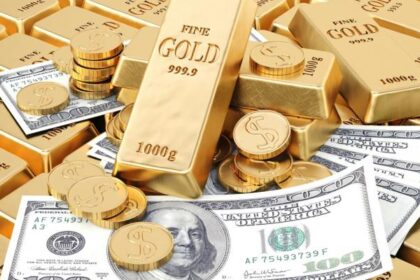 Gold prices steady but nurse steep losses as dollar bounces on Trump trade