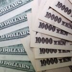 Dollar falls against yen, US data leaves rate cut hopes intact