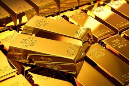 Gold prices edge higher as tariff jitters underpin haven demand