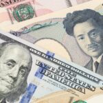 Dollar rally stalls, giving yen respite