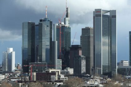 Investment expectations in Germany fall significantly, Ifo says