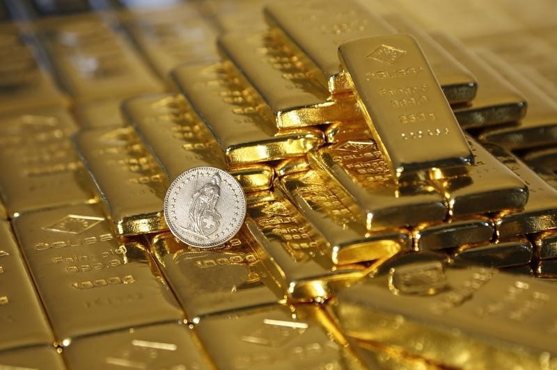 Gold prices steady as anticipation of Fed, rate cues favors dollar