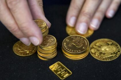 Gold prices steady amid thin year-end trading, set for stellar yearly gains